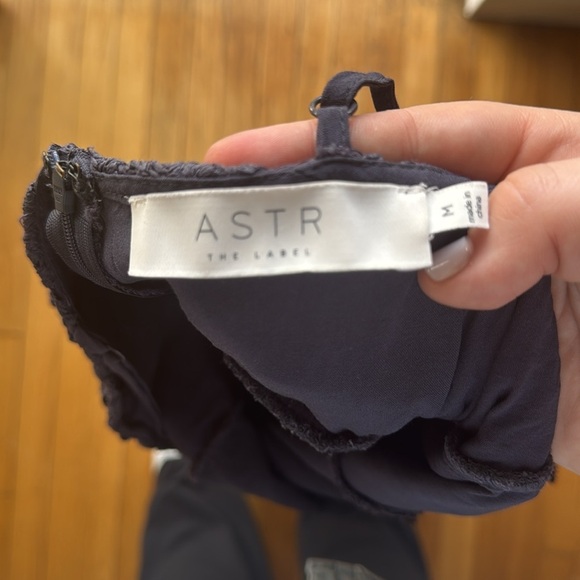 Astr Lace Midi Dress in Navy Blue Size Medium - Picture 8 of 8